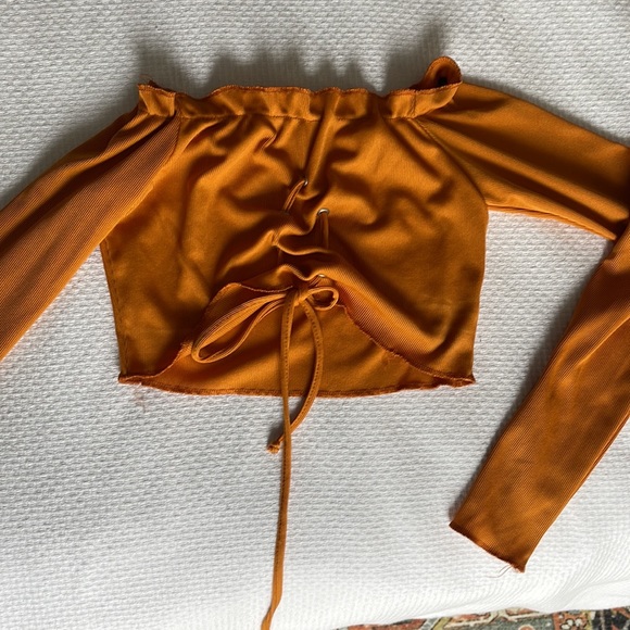 Cropped long sleeve shirt - Picture 2 of 4